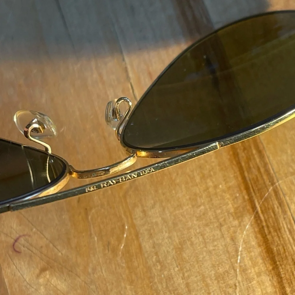 Vintage B & L Ray Ban Gold Aviator Sunglasses -Lenses - w/Case - Excellent